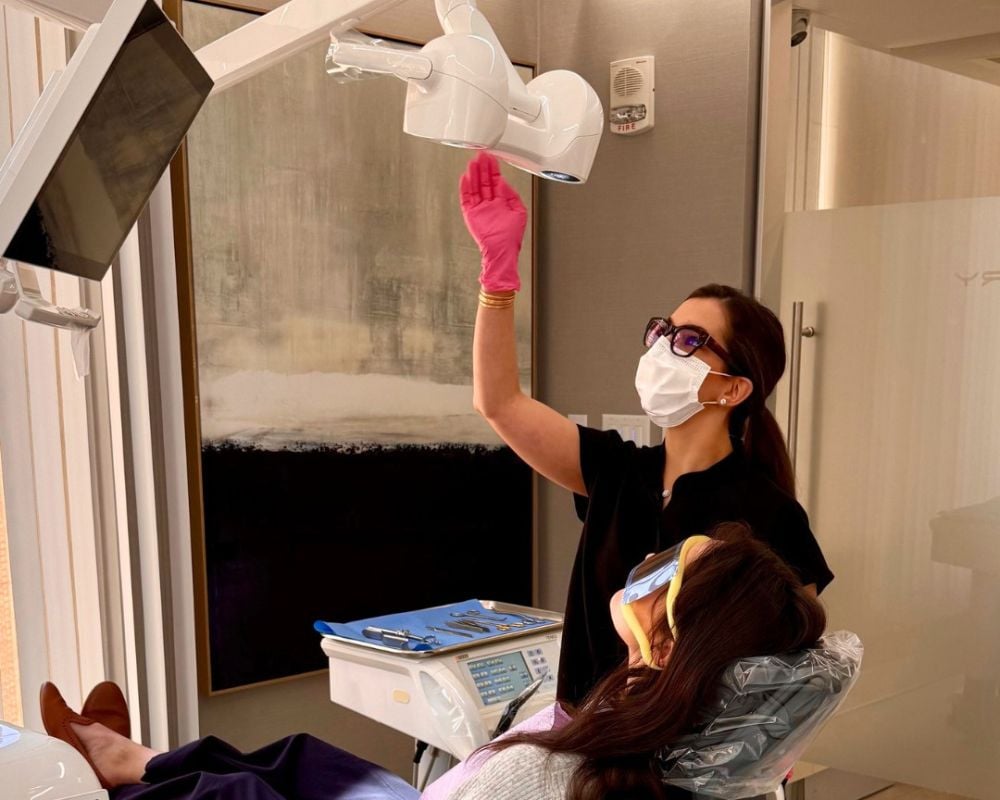 Dr. Ami Salari Nevins Dental Center Wisdom Teeth Extraction
